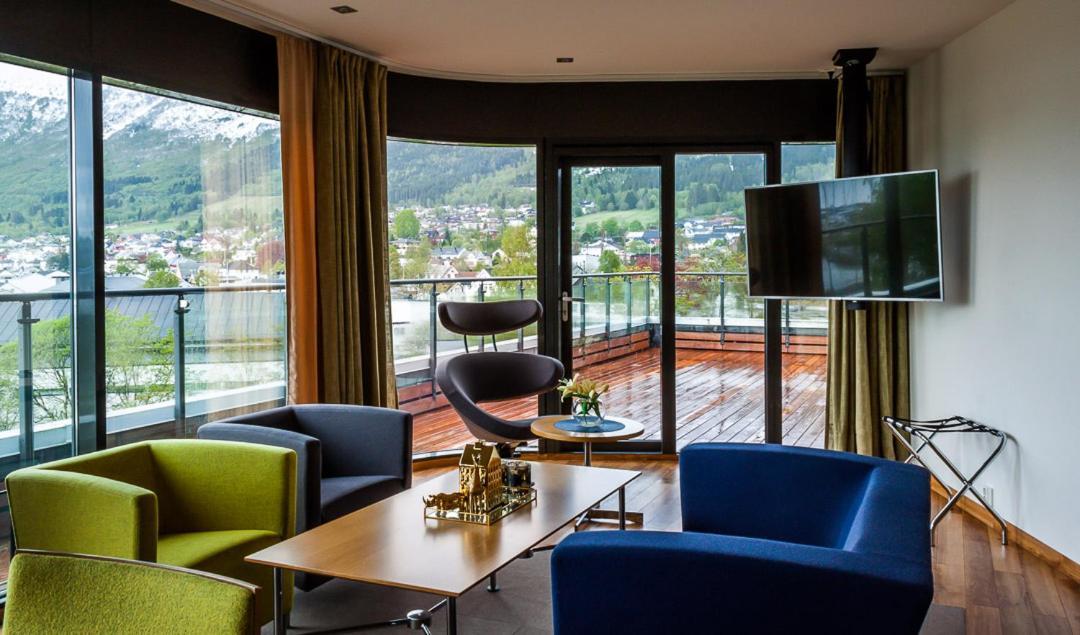 Havila Hotel Ivar Aasen Orsta Zewnętrze zdjęcie